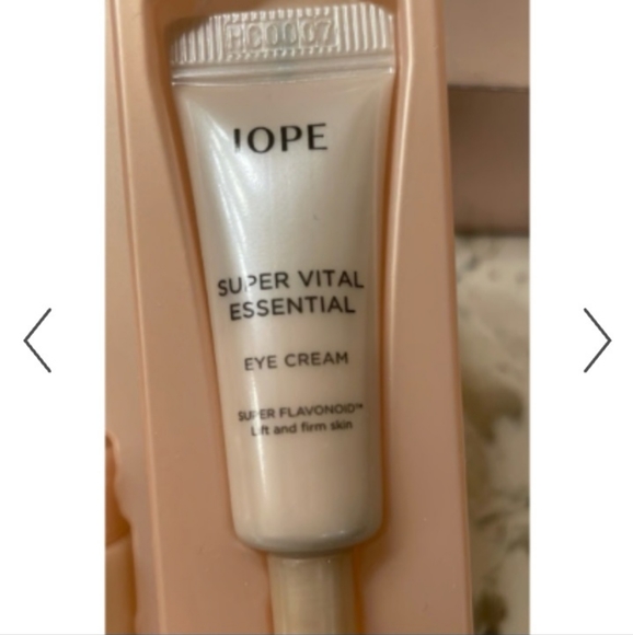 IOPE Super Vital Essential Special Gift Set Rich 5 piece K-Beauty - Picture 9 of 9